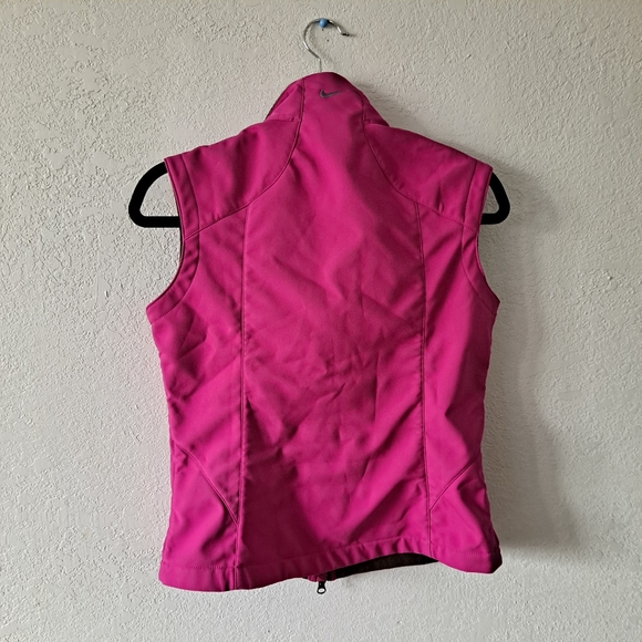 Magenta Nike Vest - Picture 6 of 7